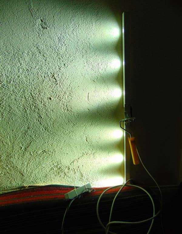 Лампа проявочного света для малярных работ: купить или сделать своими руками?