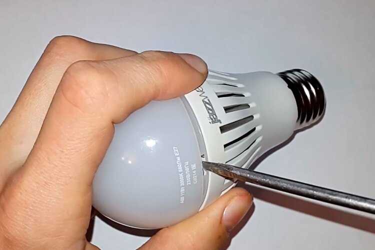 Ремонт светодиодной лампы на 220 в своими руками: правила починки, инструкция
