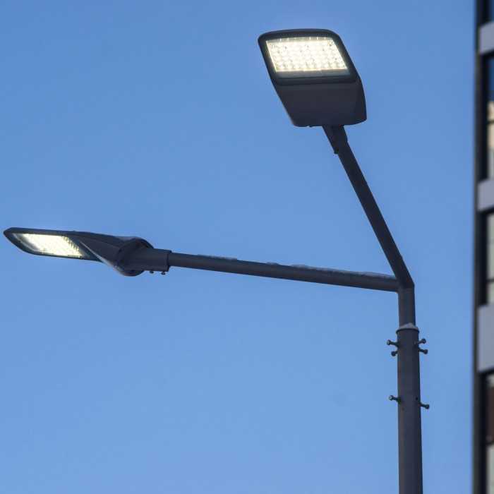 Уличные светодиодные светильники (77 фото): консольные светильники, наружное освещение, диодные устройства
