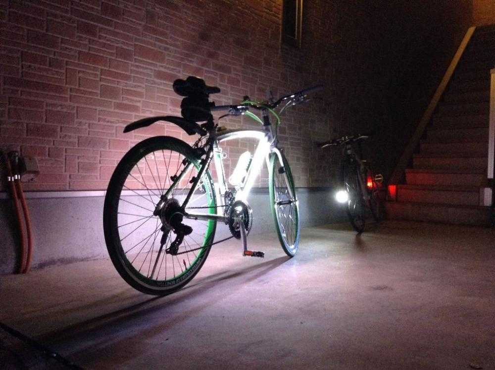 Подсветка для велосипеда: светодиоды для колес и светящиеся колпачки, светящиеся ниппеля и другие варианты. выбор светодиодной ленты