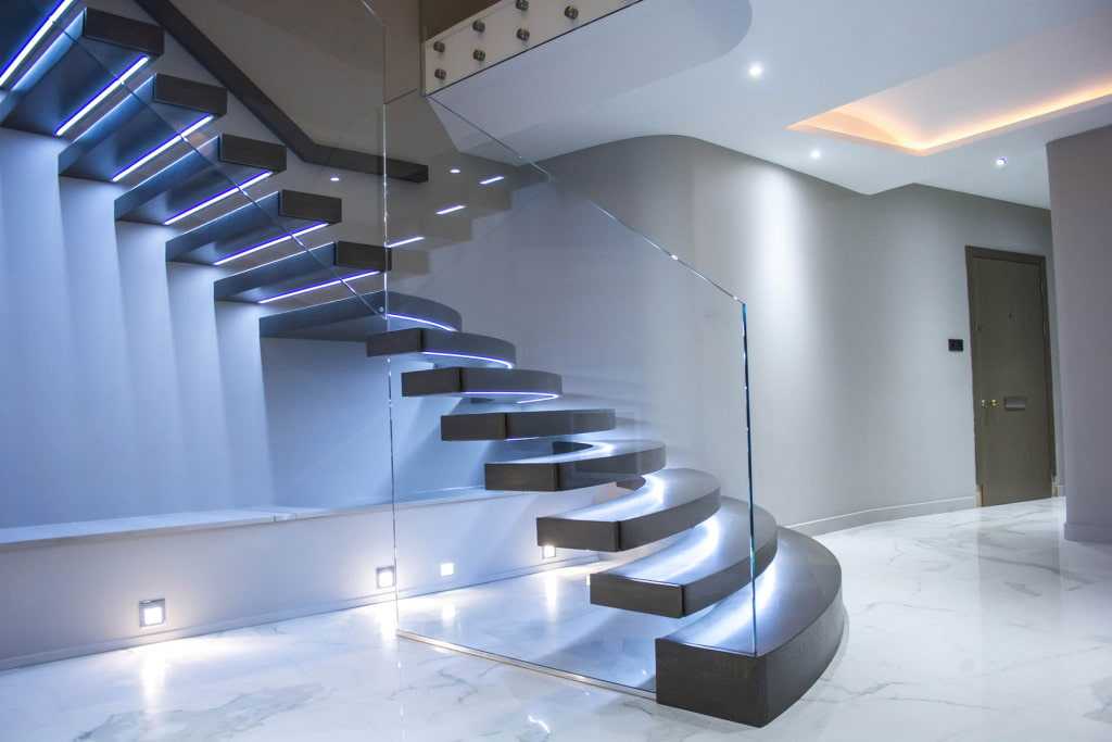 Подсветка лестницы светодиодной лентой: особенности монтажа, схемы, примеры