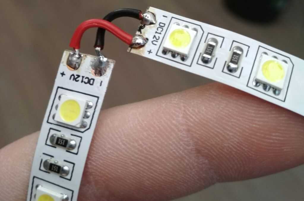Применение коннекторов для соединения светодиодной ленты обеспечивает надежные электрические соединения, но не всегда люди делают это правильно Мы расскажем