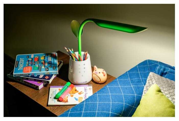 Настольная лампа для школьника, виды - фото примеров