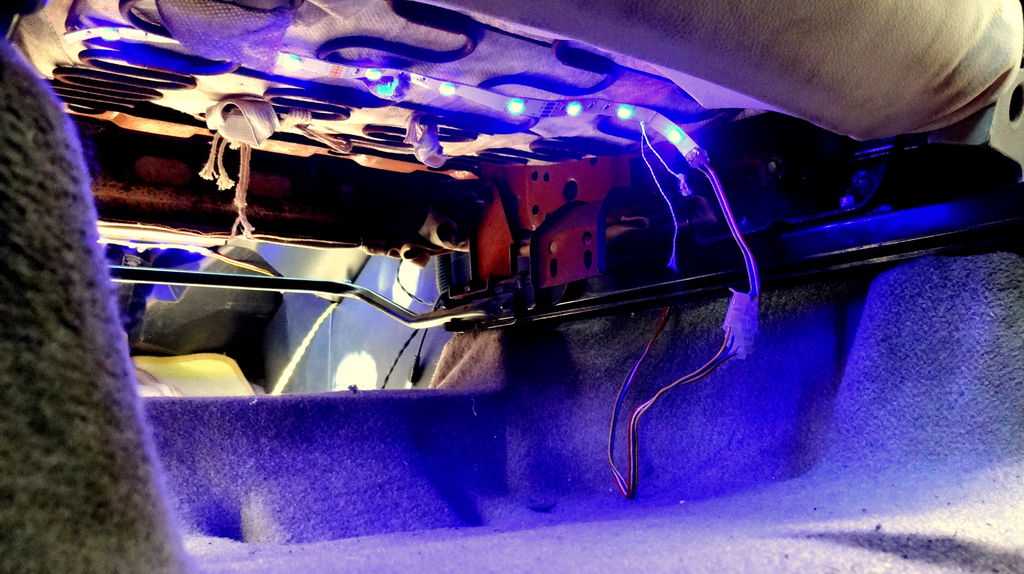 Как правильно подключить светодиодную ленту на автомобиль: 3 способа