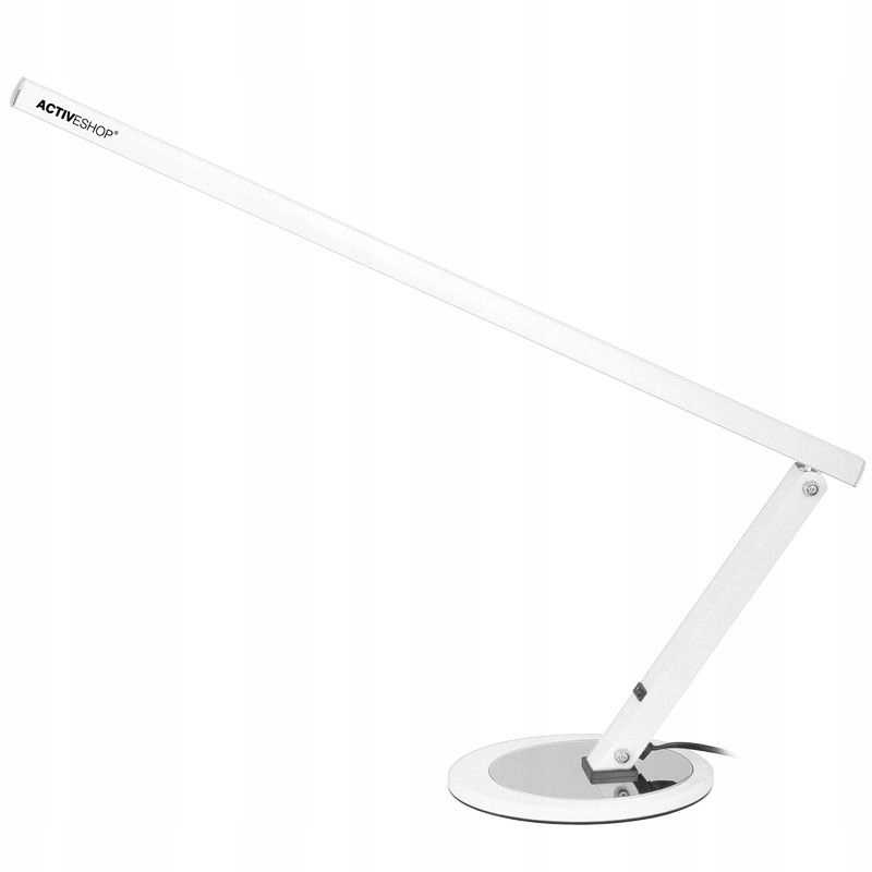 Выбирая настольную лампу для маникюра, нужно уделить внимание ее конструктивным особенностям и типу крепления светильника