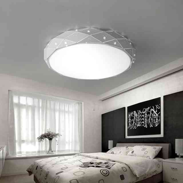 Люстры в стиле прованс: потолочные и точечные светильники для спальни и гостиной (светодиодные с пультом)