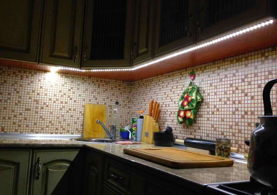 Подсветка рабочей зоны на кухне: топ-130 вариантов оформления. правила выбора и монтажа подсветки в фото-обзорах