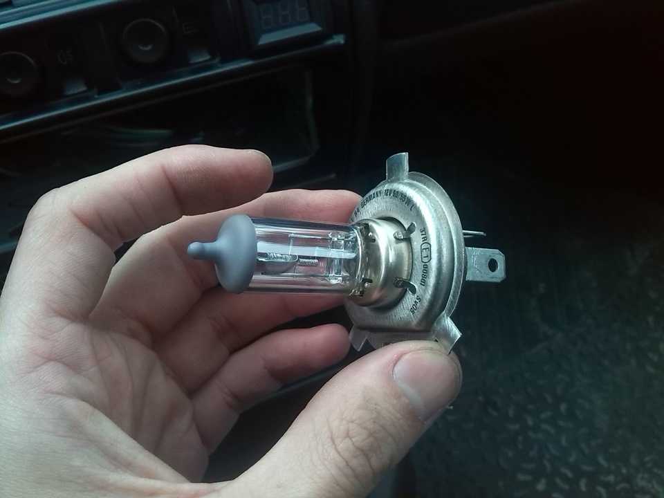 Как поменять габаритный свет в моем форд фьюжн?