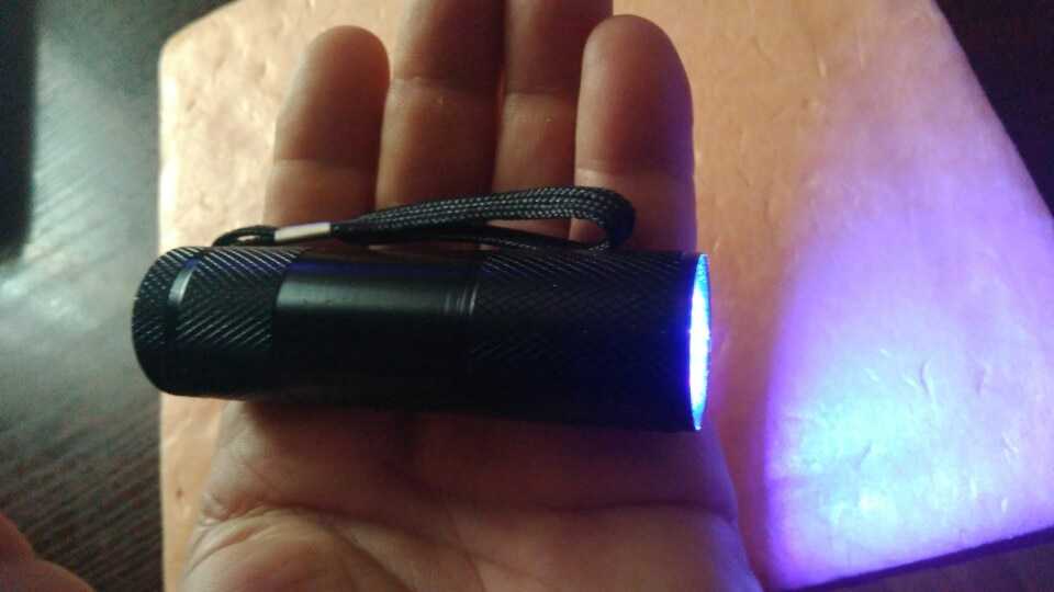 Ультрафиолетовый фонарь своими руками