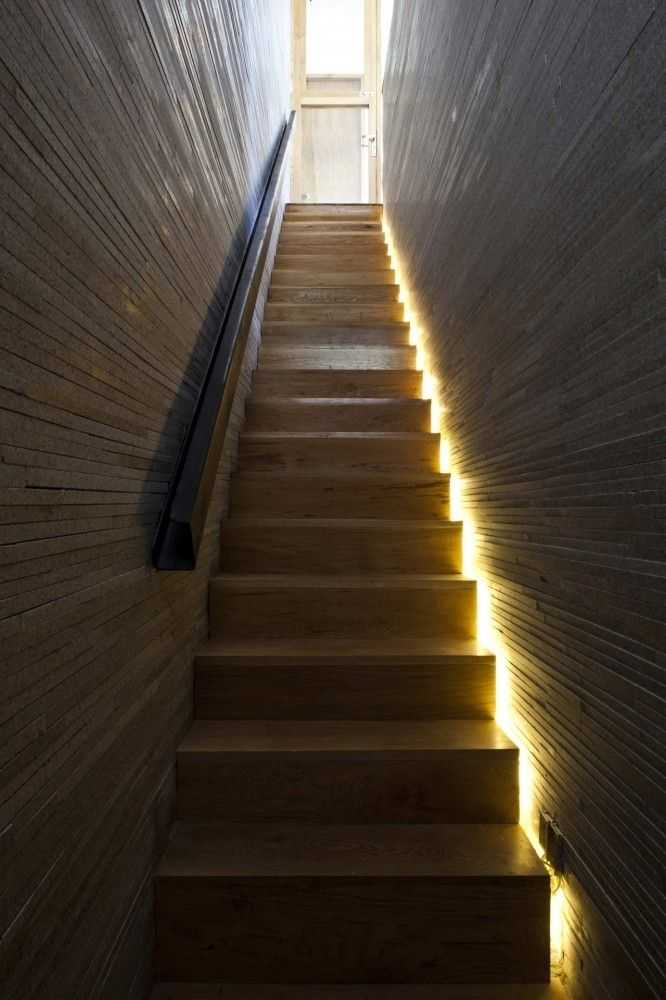 Декоративная подсветка лестницы. часть первая. «железная» / хабр