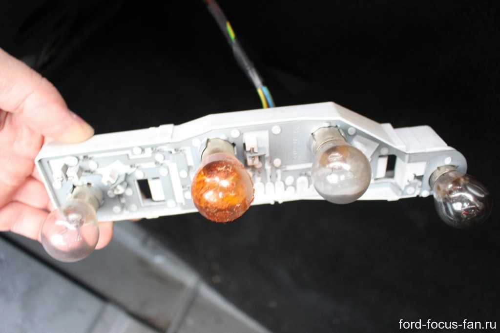 Лампа стоп сигнала форд фокус 2: как поменять, какая стоит