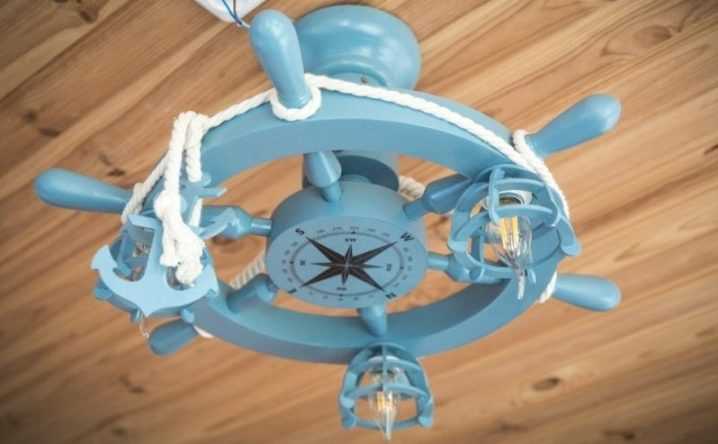 Люстра-штурвал (40 фото): потолочная модель в морском стиле корабля для детской, интересные идеи в интерьере