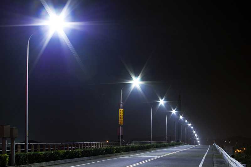 Особенности, характеристики и обслуживание светодиодных ламп для уличного освещения