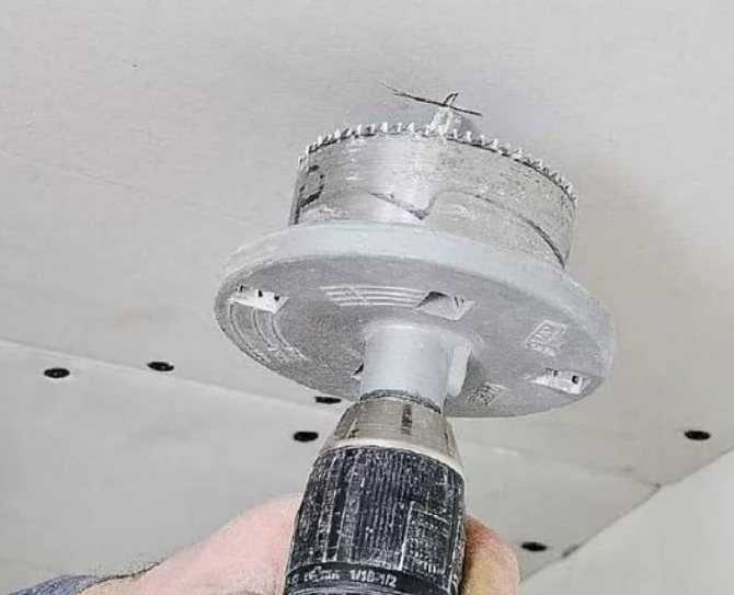 Монтаж светильников для потолка из гипсокартона своими руками