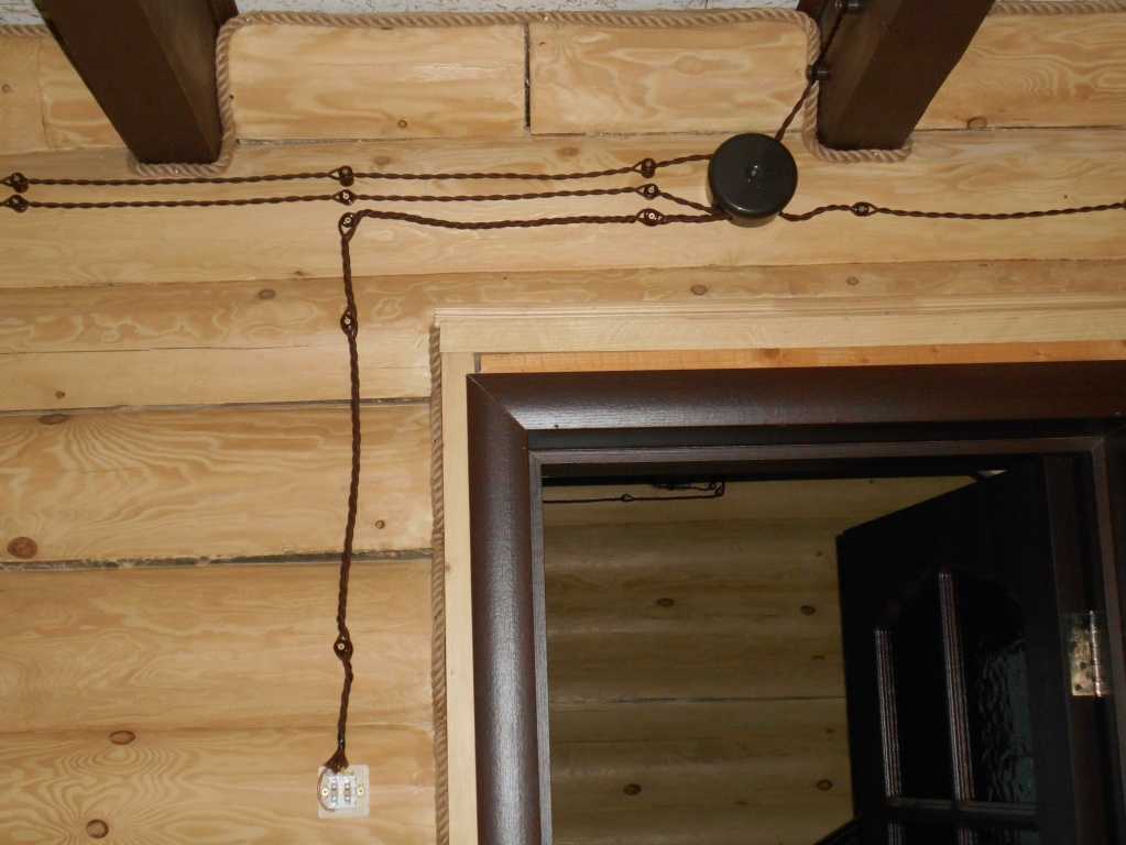 Монтаж электропроводки в деревянном доме