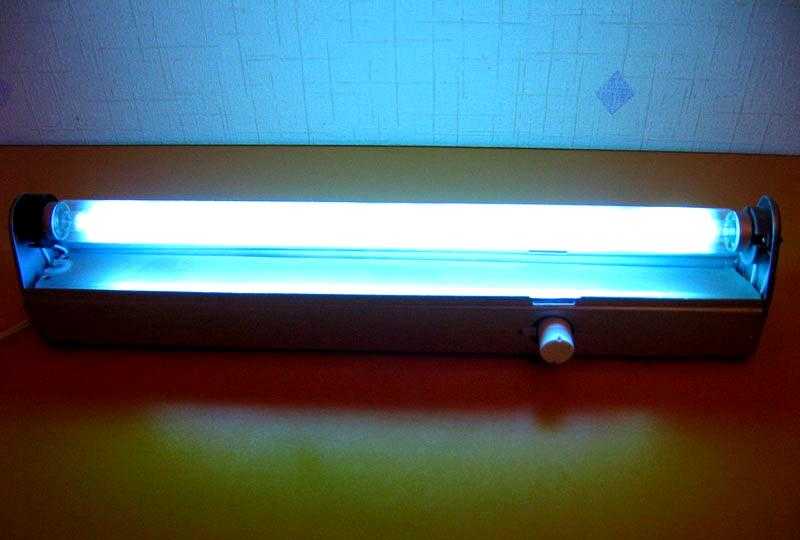Бактерицидная лампа: кварцевые ультрафиолетовые антибактериальные облучатели для дома (обн 150, philips, армед, кристалл), открытого, закрытого типа и озоновые